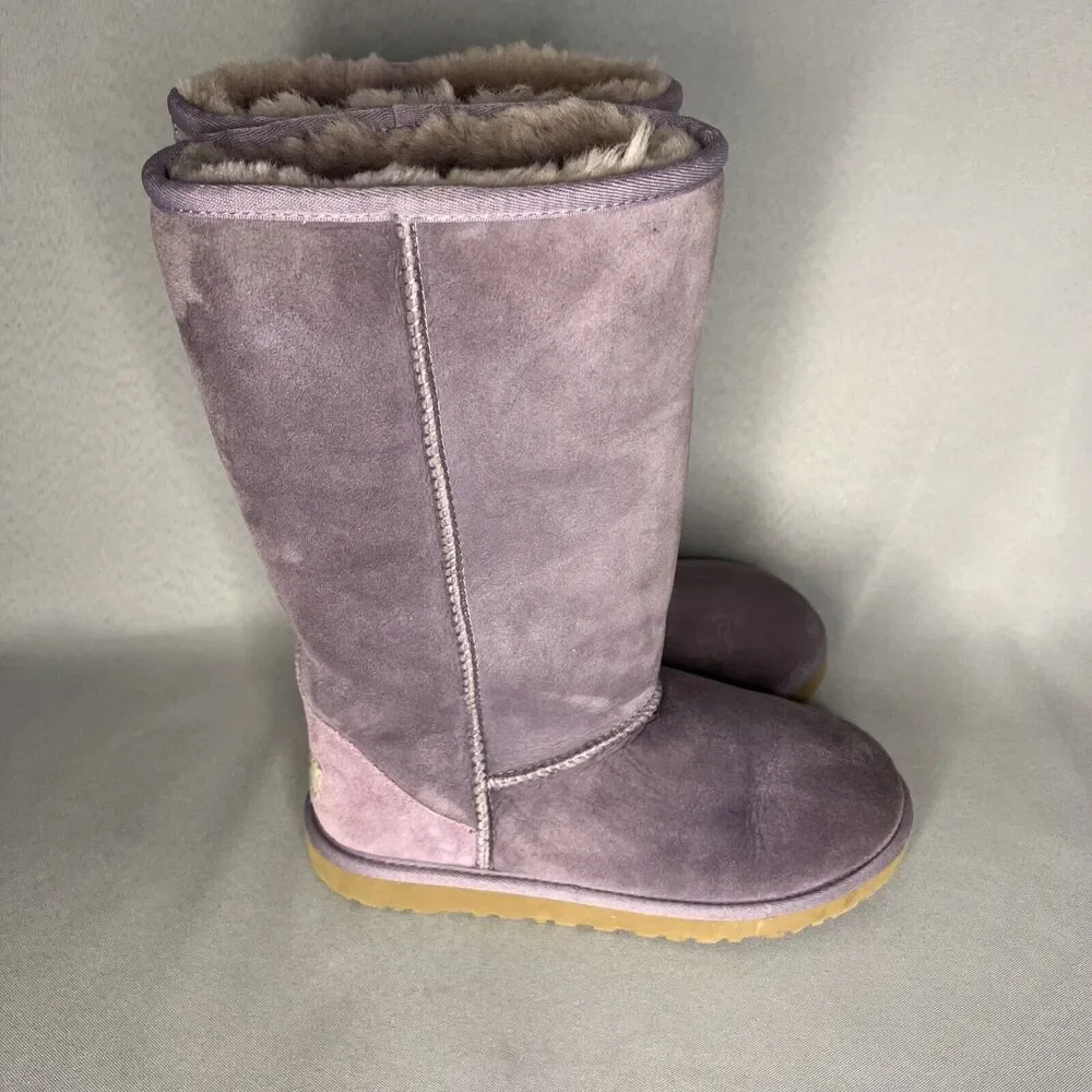 Womens UGG Boots Classic Tall Purple Sheepskin Suede Wool Boho Malibu Sz 6 Fits7 - Picture 11 of 16